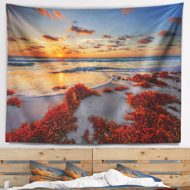 Tapisserie bleu ciel et nuage en polyester avec accessoires suspendus inclus, H 78 po x l 92 po