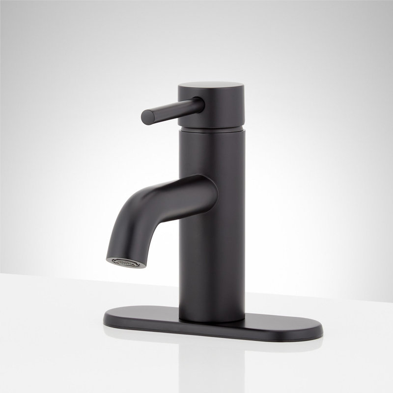 Lexia 1.2 GPM Centerset Bathroom Faucet, Matte Black