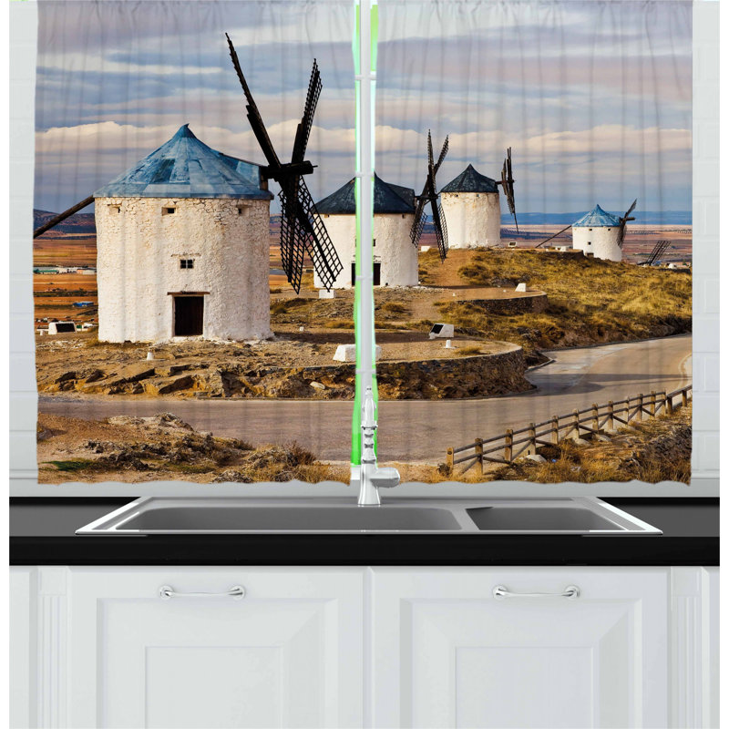 Pointed Kitchen Curtain