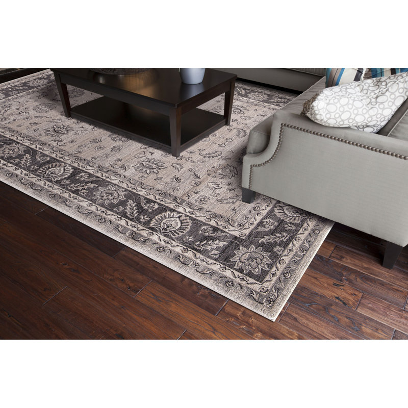 Oriental Indoor Rug, Rectangle 9' x 12'