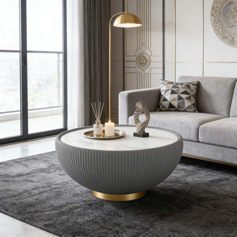 Table basse en cuir fritté clair