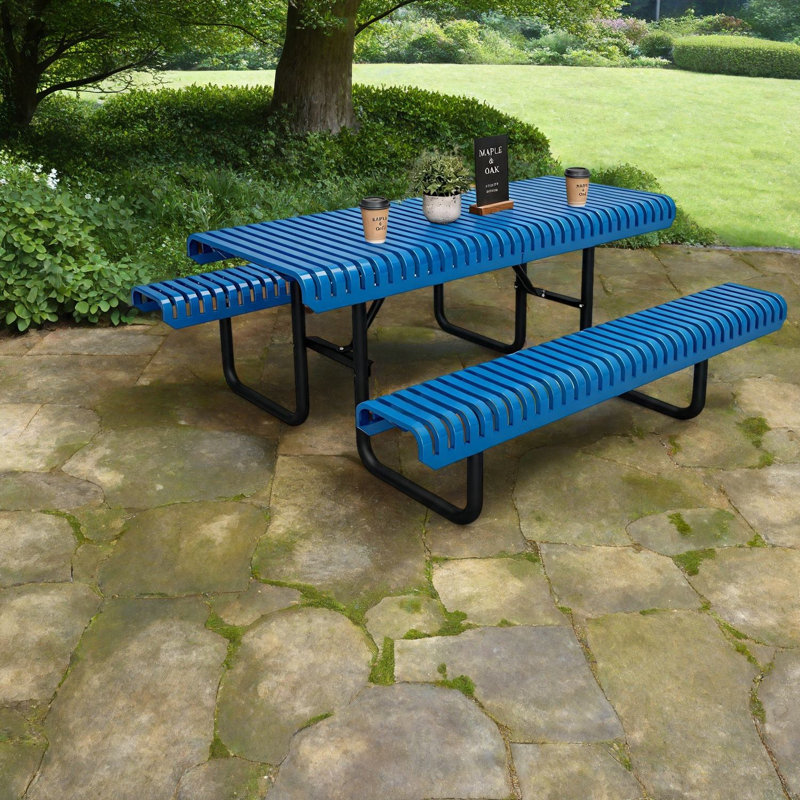 Tables de patio commerciales en bois, table de pique-nique en acier 72 po avec trou pour parasol