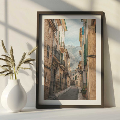 " Mountain Village Passage "