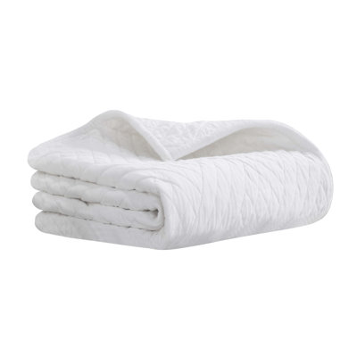 Karina Cotton Velvet Lightweight Quilt And Pillow Sham Set
