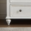 Commode à neuf tiroirs