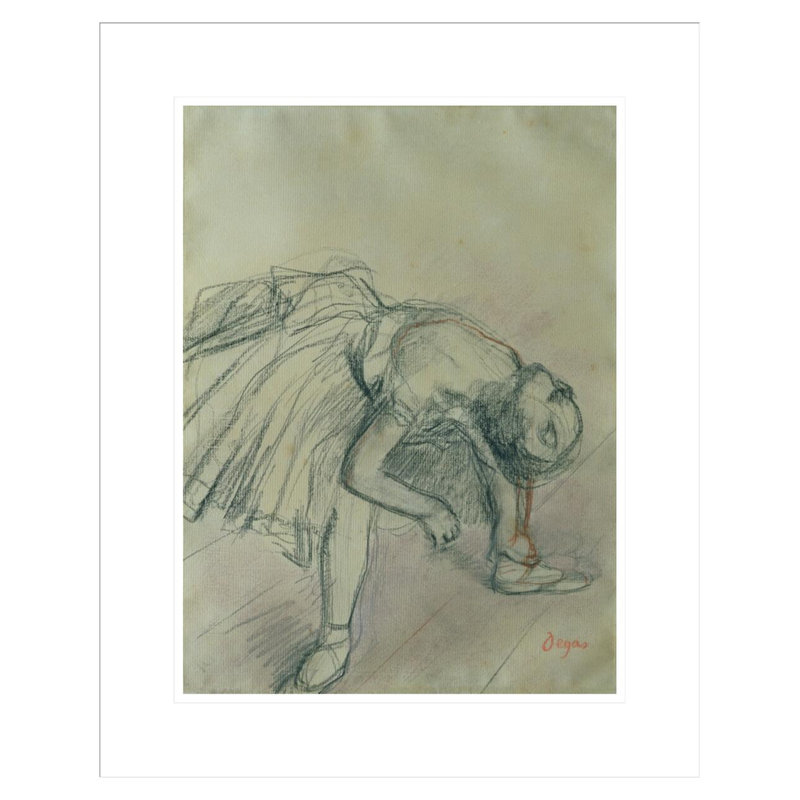 Danseuse fixant sa pantoufle par Edgar Degas, impression giclée encadrée, H 21,75 po x l 17,53 po