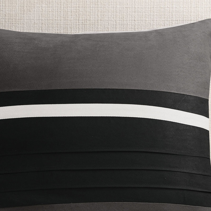 Édredon en faux suède 7 pièces pour très grand lit, design transitionnel, doux au toucher, 2 taies décoratives assorties, 3 coussins décoratifs, literie facile d'entretien