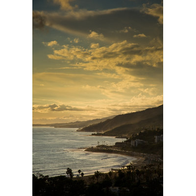 Pacific Coastline by Halbergman