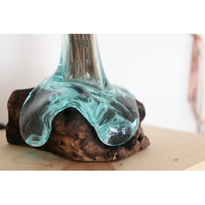 Vase de table en verre et en bois fondu