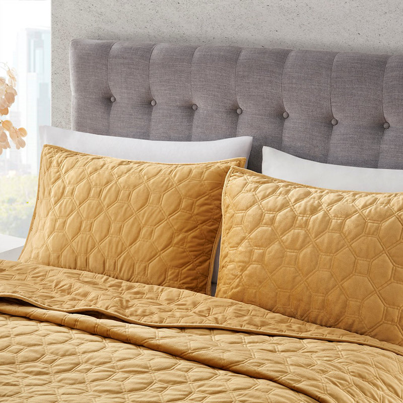 Mustard Velvet King Reversible Quilt Set