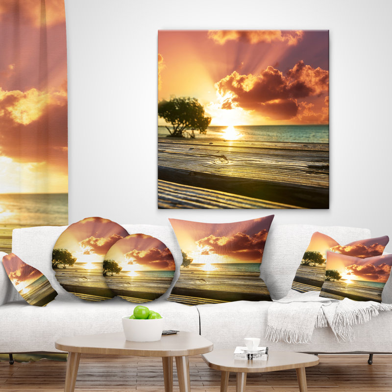 Coussin Boardwalk on Beach Under Cloudy Sky, Rectangle 12" x 20"