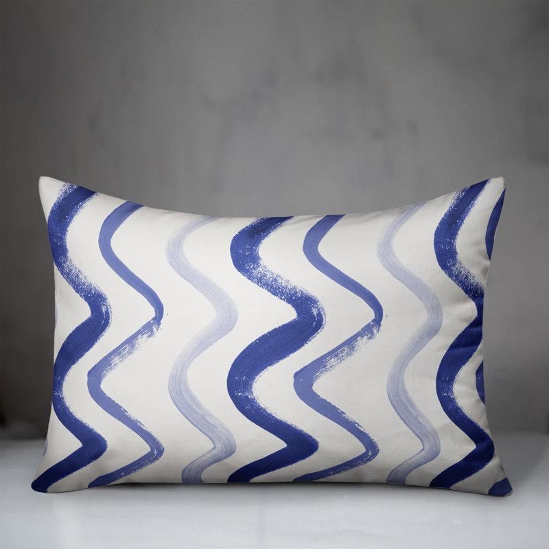 Coussin extérieur bleu et brun Squiggles, H 14 po x l 20 po, Bleu marine