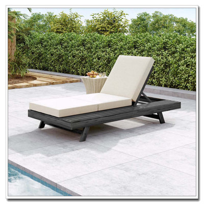 Chaise longue, fauteuil inclinable d'extérieur en bois d'acacia avec coussin triple résistant à l'eau