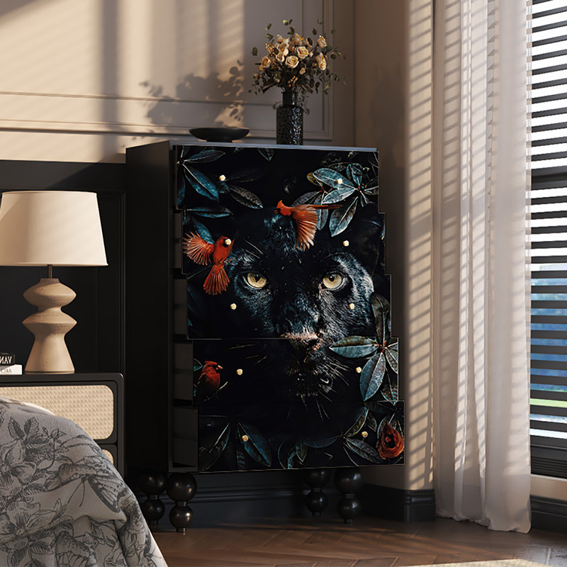 Armoire décorative française dans le salon