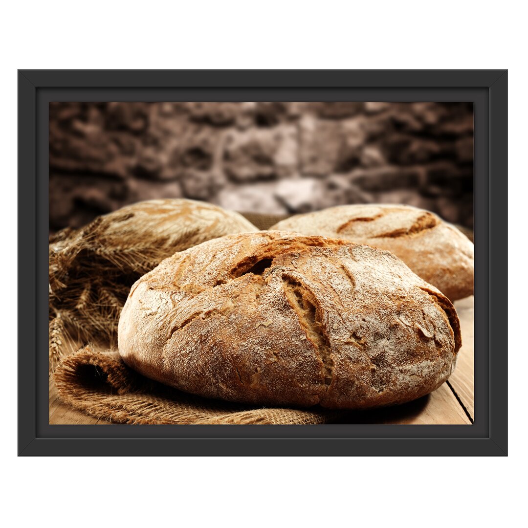 Gerahmtes Wandbild Frisch gebackenes Brot