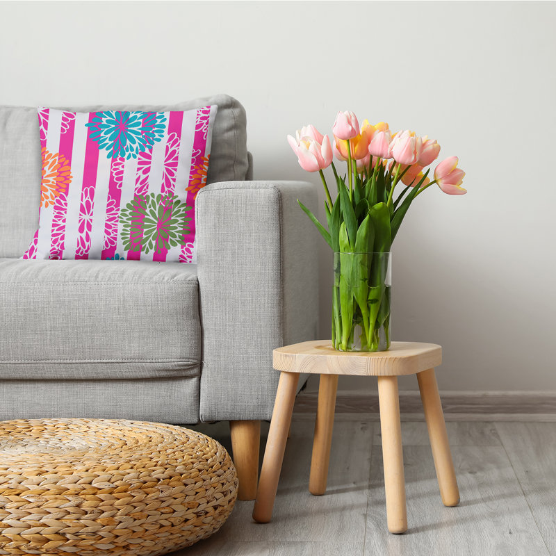 Coussin Flower Bursts, Rose, 26 po x 26 po