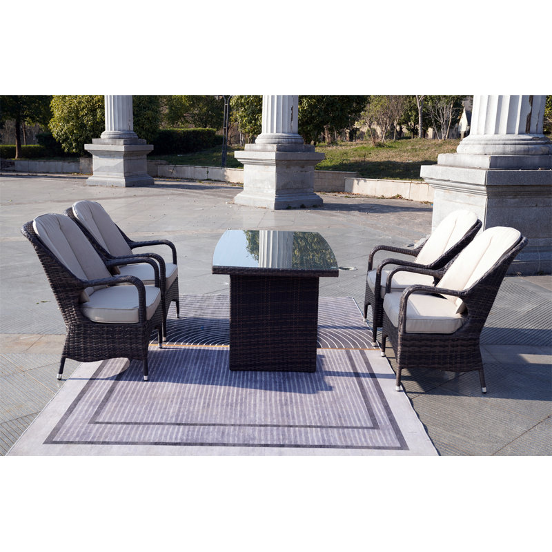 Ensemble de conversation en osier / rotin pour 4 personnes avec coussins