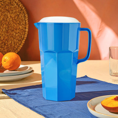 Imboden 2L Pitcher