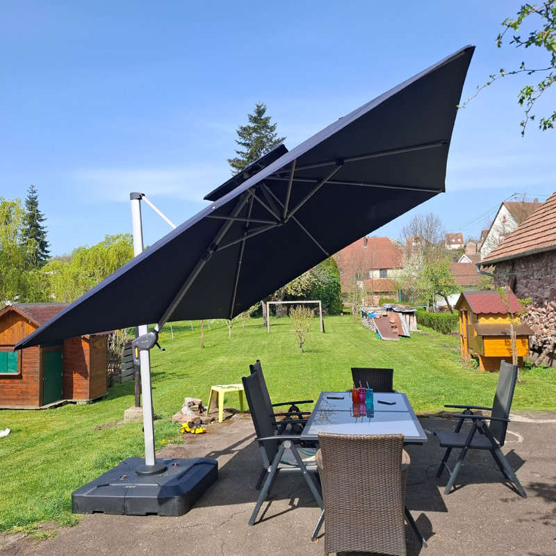 Parasol rectangulaire en porte-à-faux avec base Bohusiavice, Bleu marine, H 108 po x l 144 po x P 120 po