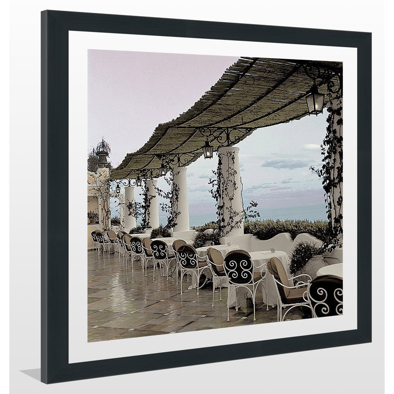 « positano caffe i » par alan blaustein,, reproduction de photo encadrée, H 33,5 po x l 33,5 po x P 0,75 po