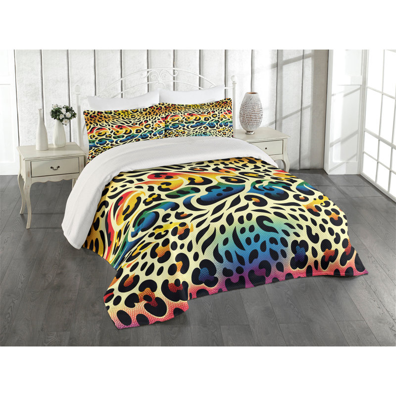 Animal Print Coverlet, Queen Coverlet + 2 Standard Shams