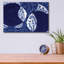 Art mural en verre 9 pi Coastal Chinoiserie par Yvette St. Amant-733173864
