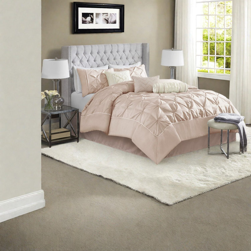 Ensemble de literie élégant rosé 7 pièces, polyester hypoallergénique, style chambre à coucher sophistiqué