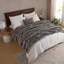 Couverture luxueuse en fausse fourrure-111710108-111710107