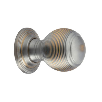 Jupiter Round Knob