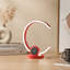 Lampe de table DEL moderne en forme de C de 33,7 cm (13,25 po) rouge vif avec port de chargement USB/sans fil et variateur tactile