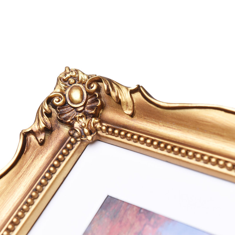 Tyaskin Picture Frame with Mat, Gold