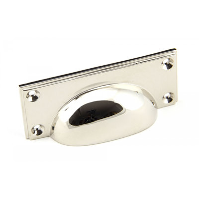 Art Deco 8.4 cm centre Cup Handle