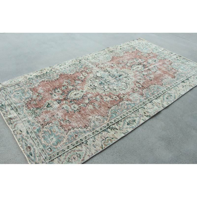 Charming Vintage Turkish Oushak Rug Perfect for Classic Home Decor