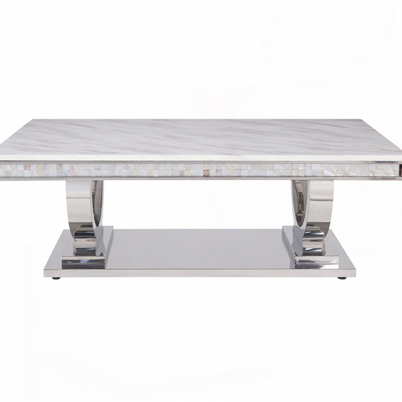 Table basse argentée