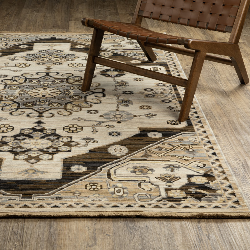 Kuester Old World Medallions Brown/ Grey Wool Blend Area Rug, Rectangle 3'3" x 5'