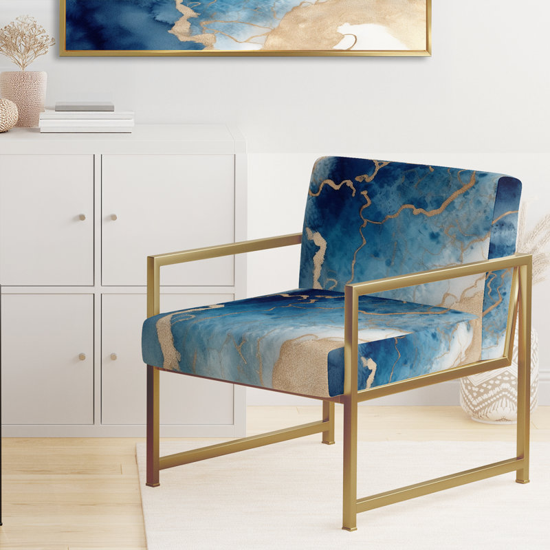 Chaise d'appoint rembourrée abstraite bleue et dorée Marble Clouds, Doré