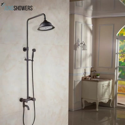 Polished chrome basin mixer with ceramic cartridge for long-lasting durability and style