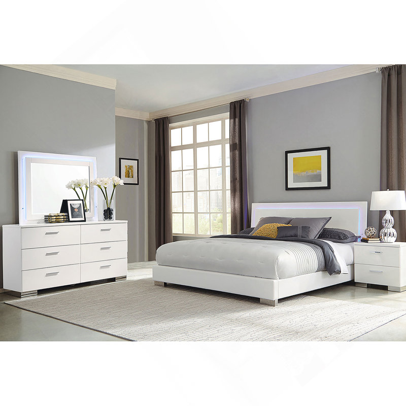 Ensemble de chambre avec grand lit 4 pièces blanc brillant, Grand lit, Quatre pièces : lit, table de chevet, commode et