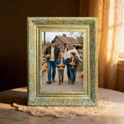 Antique Gold 1PC 5" x 7" Heritage Style Picture Frame with Easy Photo Change