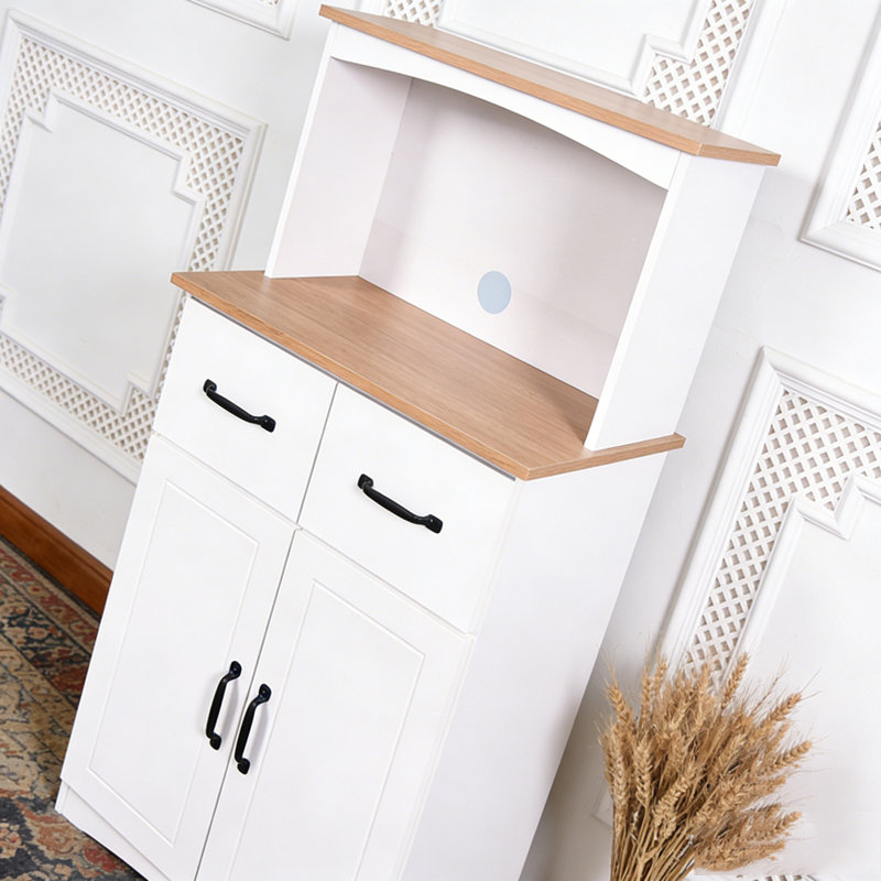 Armoire de cuisine en bois avec garde-manger blanc