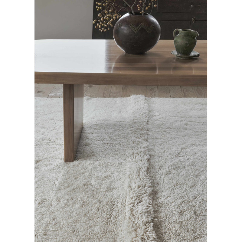 Sheep of the World Handmade Wool Area Rug, Rectangle 8'2" x 11'2"