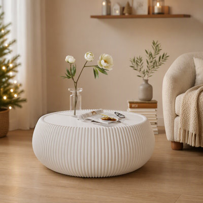 Table basse moderne en forme de tambour avec plateau en pierre frittée et base recouverte de cuir pour la décoration du salon