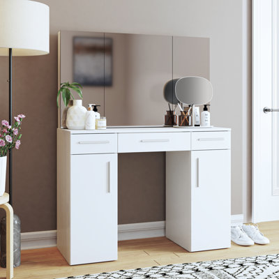 Aliya Vanity