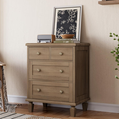 Grande commode 30 po à 4 tiroirs 30 po en bois avec poignées sculptées et pieds fuselés pour la chambre à coucher