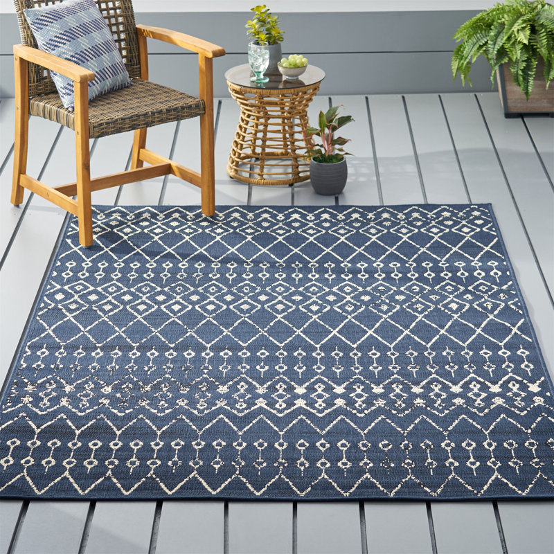 5'3"X7' RUG