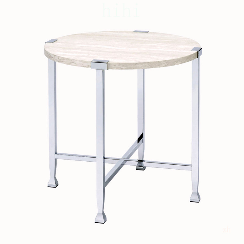 Table de bout ronde avec support en forme de X et plateau en bois pour un décor de salon moderne