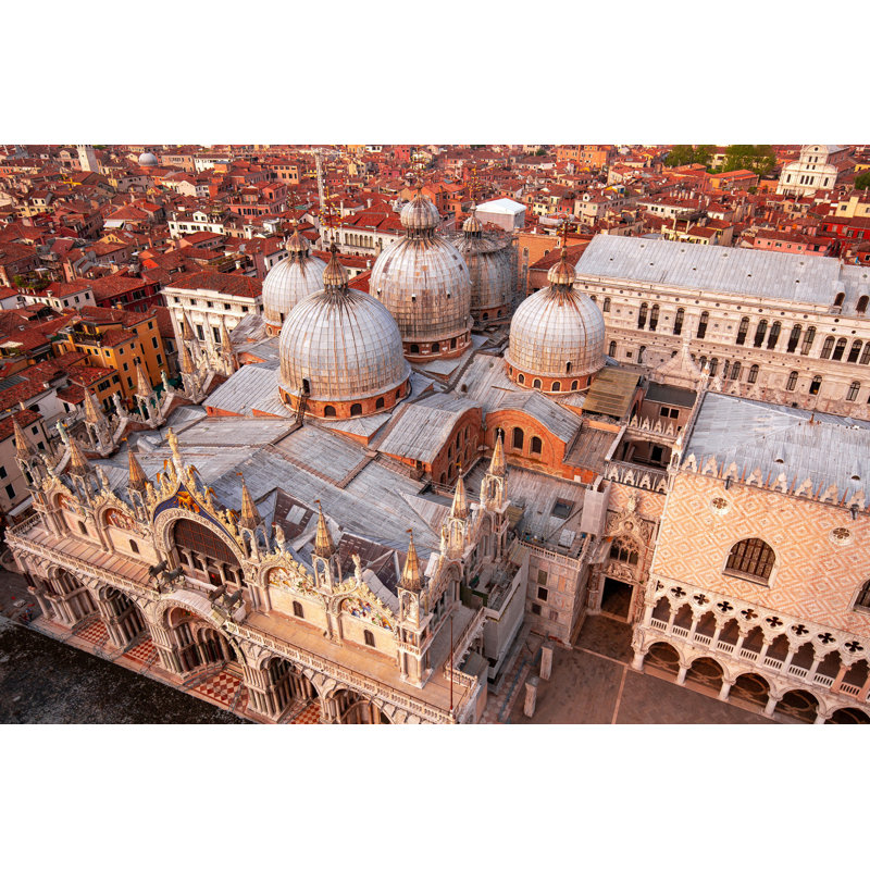 Dômes Teterboro de la basilique Saint-Marc, Venise, Italie par Claudioventrella - reproduction, H 12 po x l 18 po