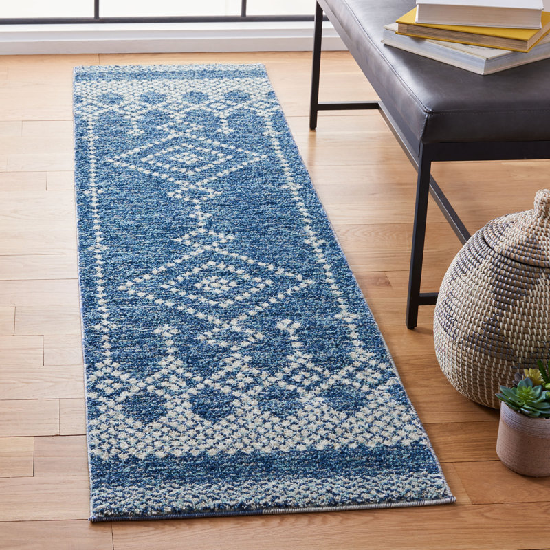 Ariya Performance Southwestern Rug, Runner 2' x 8'