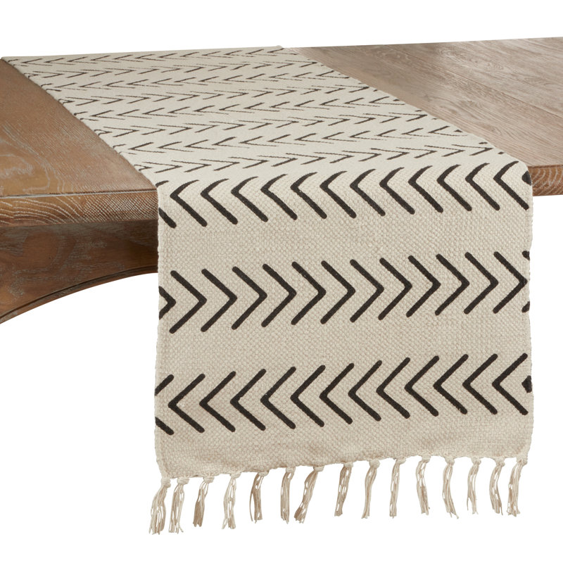 Deherrera Chevron 100% Cotton Table Runner, Natural