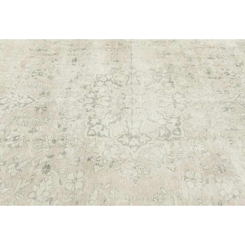 Muted Beige Traditional 7X11 Oriental Area Rug